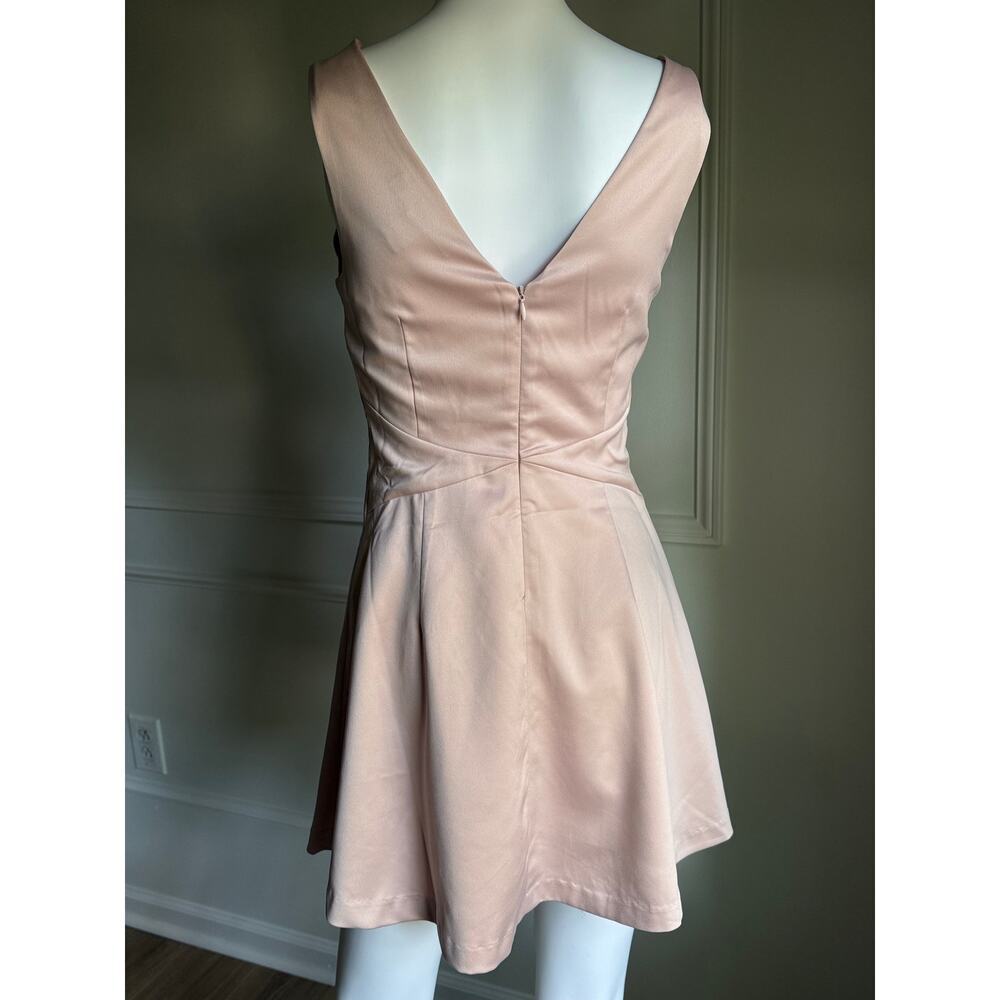 Forever 21 Blush Pink Fit Flare Skater Dress Sleeveless V Neck XS Cocktail - Picture 3 of 5